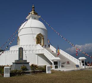 World Peace Stupa und Himalaya Berge