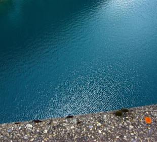 Von der Staumauer aus