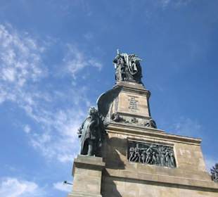 Am Niederwalddenkmal