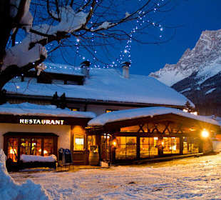 Außenansicht Restaurant Holzerstubn Ehrwald