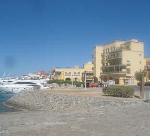 Vor dem Hotel Ali Pasha Hotel, El Gouna der Rundblick