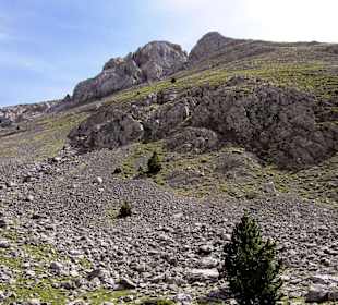 Abstieg vom Comabona-Gipfel