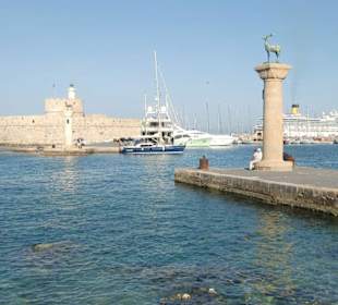 Ausflugstipp Rhodos Hafeneinfahrt