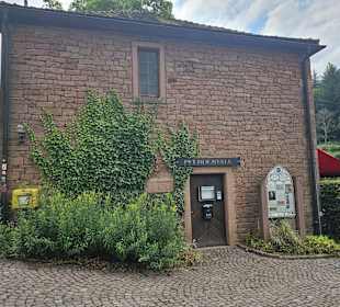 Eingang zum Wasserschloss
