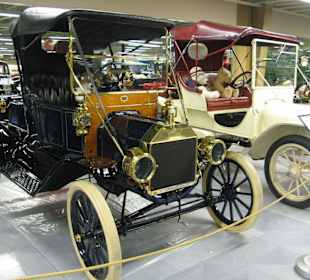 Tallahassee Automobile Museum