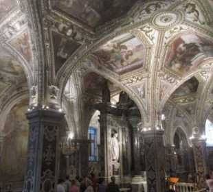 Im Dom zu Amalfi (Krypta)
