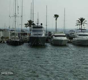 De haven in Alcudia