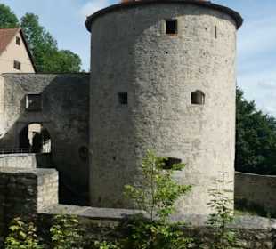 Unterwegs in der Ruine von Burg Neuhaus