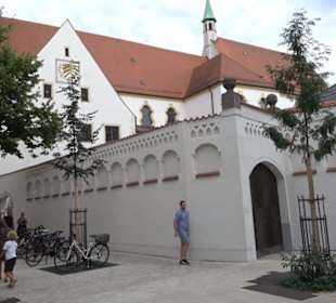 Stift Unserer Lieben Frau zur Alten Kapelle