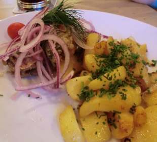 Sauerfleisch + Bratkartoffeln