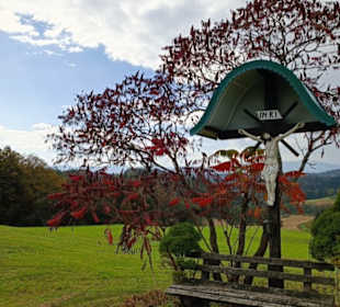 Ein Marterl auf dem Weg