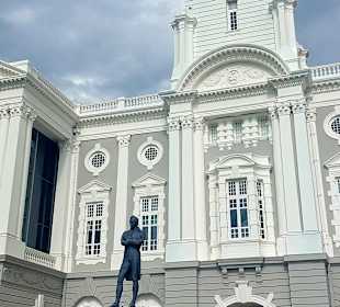 Victoria Theater and Concert Hall