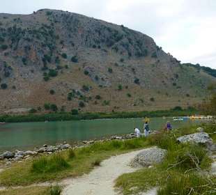 Der Kournas-See (griechisch λίμνη κουρνά)