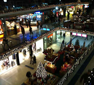 Shopping Mall im HBF