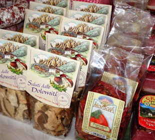 Rundgang über den Wochenmarkt von Limone