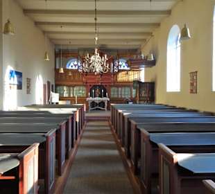 Blick in das Schiff der Pogumer Kirche