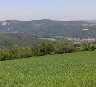 Links der Türkensturz, rechts Scheiblingkirchen 