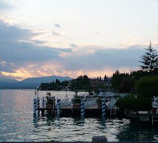 Blick auf den See vom Altstadtufer