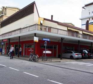 Am Anfang der Einkaufstrasse