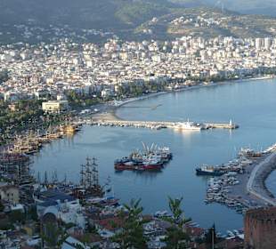 Der Hafen von Alanya