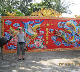 Chinesische Tempelanlage unterhalb vom Big Buddha