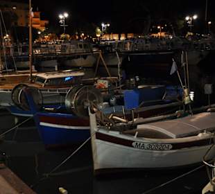 Hafen von Cassis bei Nacht