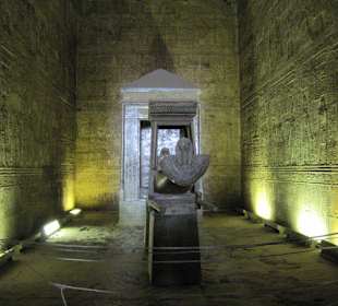 Das Allerheiligste im Edfu Tempel