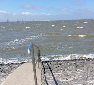 Friesenstrand bei Flut