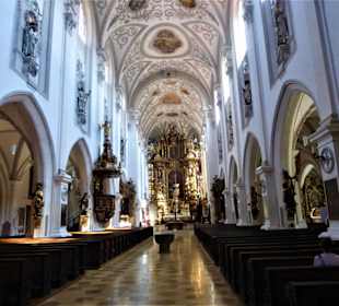 Stadtpfarrkirche Mariä Himmelfahrt