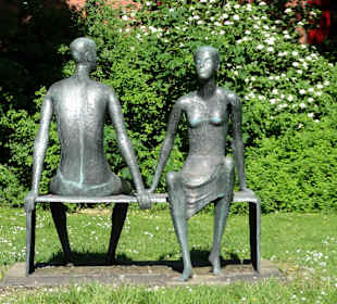 Skulpturen in den Neustadtswallanlagen