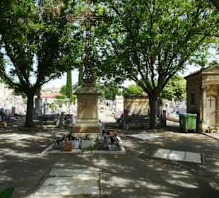 Rundgang über den Friedhof Saint-Pierre