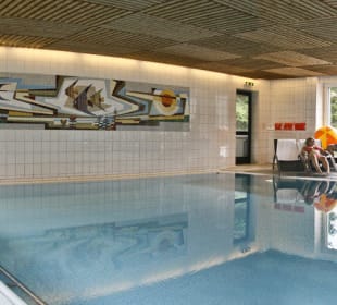 Schwimmbad Innenpool im Hotel Niedersachsen Harz