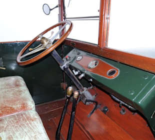 Technische Fahrzeuge im Straßenbahnmuseum