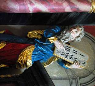 Altar linker Bereich