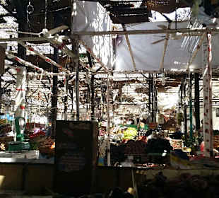 Souk (Obst- und Gemüsemarkt)