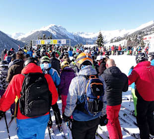 Warteschlange am Lift