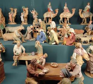 Details aus der Krippensammlung der Hofburg