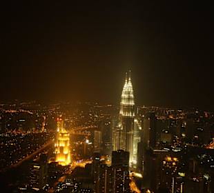 Blick vom KL Tower zu den Twintower