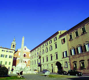 Piazza Federico II
