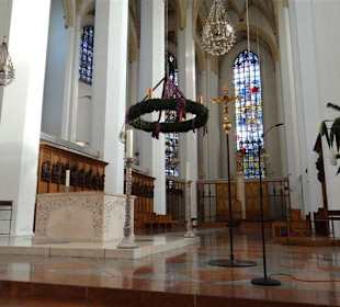 Im Inneren der Kirche