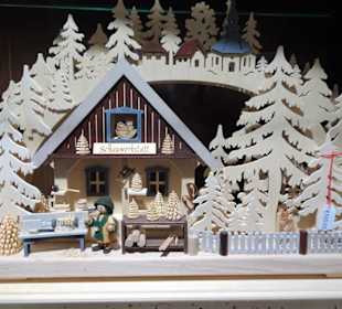 Rundgang durch die "Alte Weihnachtsfabrik"