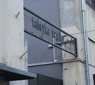 Fabryka Trzciny, ulica Otwocka