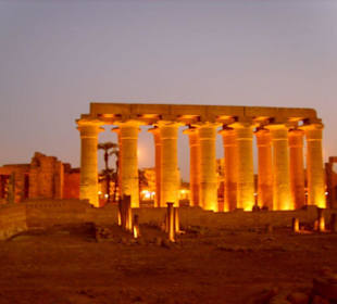 Sonnenuntergang am Luxortempel