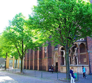 Lambertuskirche am Platz