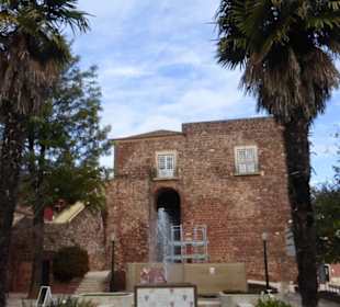 Largo do Município in der Altstadt / Unterstadt
