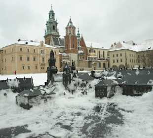 Wawel - porównanie miniatury i orginału