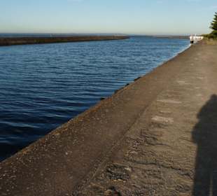 Abendstimmung an der Flussmündung