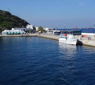 Hafen von Nissyros