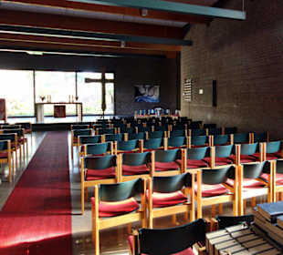 Blick in den Kirchenraum