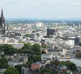 Ausblick vom Osman30 im 30.Stockwerk von Köln-Turm